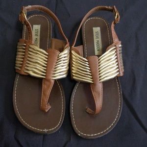 Steve Madden Greek thong sandals